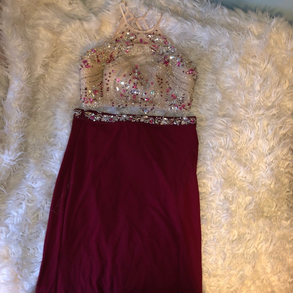 Windsor Two Piece Red Formal Dress